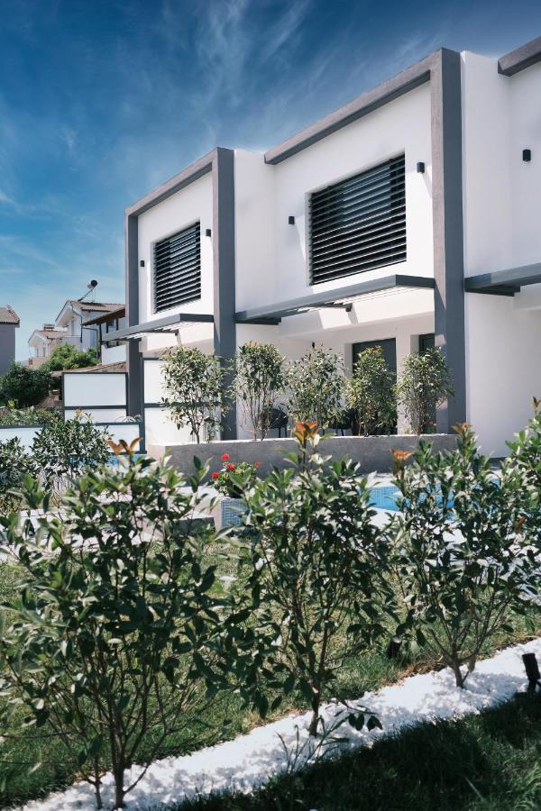 Cobalt Aqua Villa Nea Iraklitsa Exterior foto